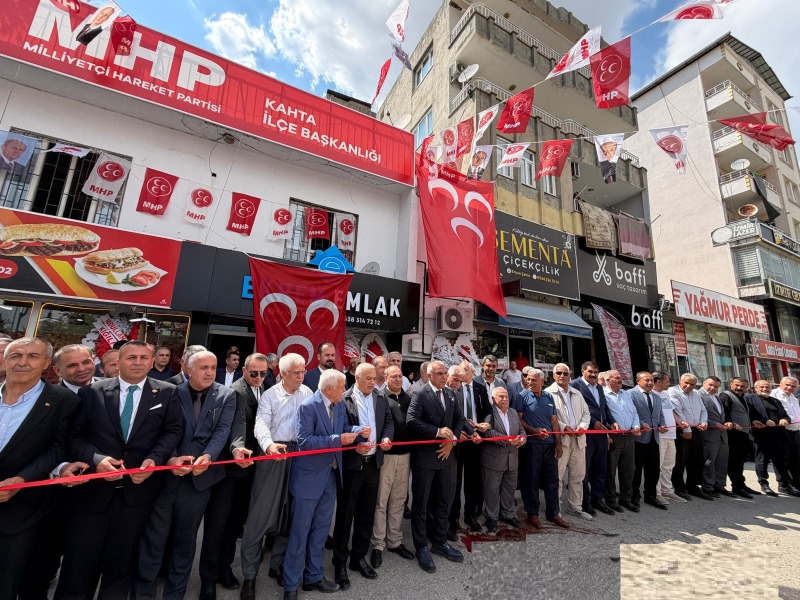 MHP Kahta İlçe Başkanlığı Yeni Hizmet Binası Düzenlenen Törenle Hizmete Açıldı.